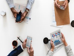 investment analysis 4 people