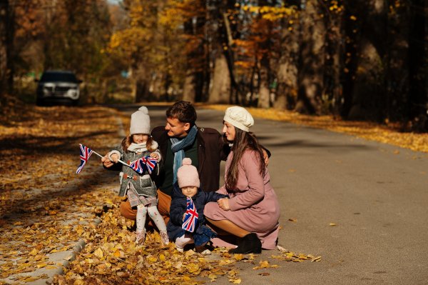 Family getting British Visa